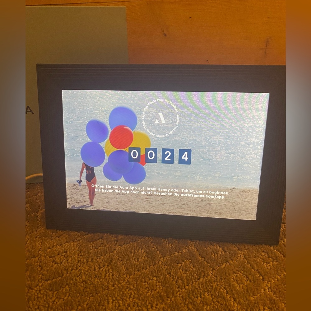 Aura Frame
